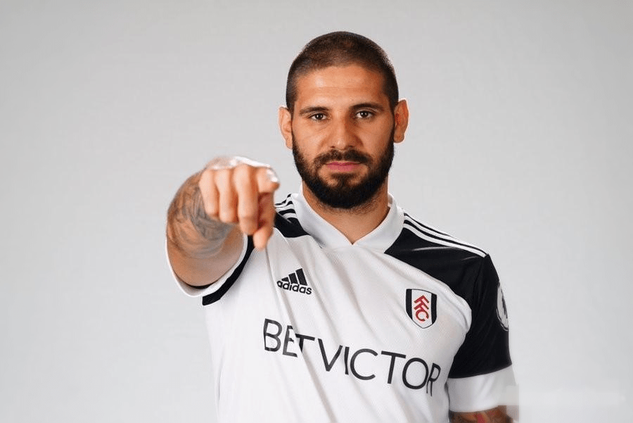 包含富勒姆新教练带队首战告捷,士气大振的词条 包含富勒姆新教练带队首战告捷,士气大振的词条